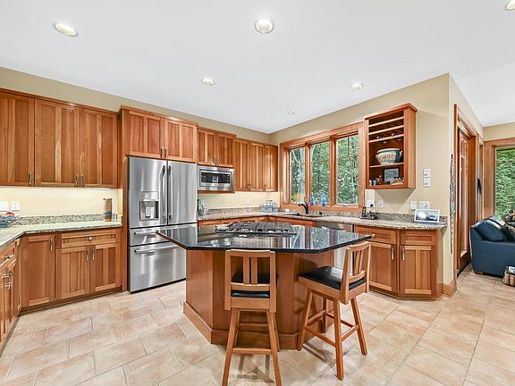 5th image of 2850 S Amor DRIVE