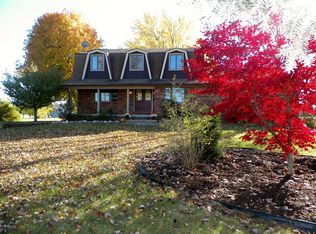 5255 Scofield Carleton Rd, Carleton, MI 48117