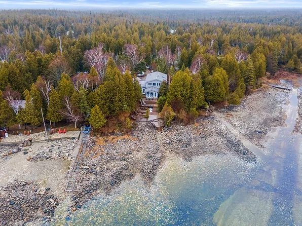 1166 Dorcas Bay Rd, Northern Bruce Peninsula, ON N0H 2R0
