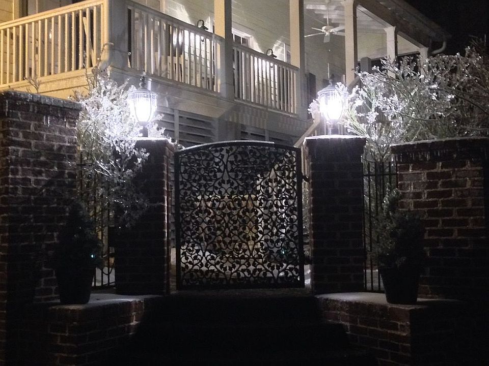 2nd image of 120 Devereux Dr
