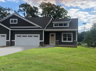 16318 Fort Myers Ave, Spring Lake, MI 49456