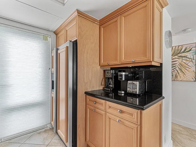 333 NE 21st Ave #314 — Photo 7
