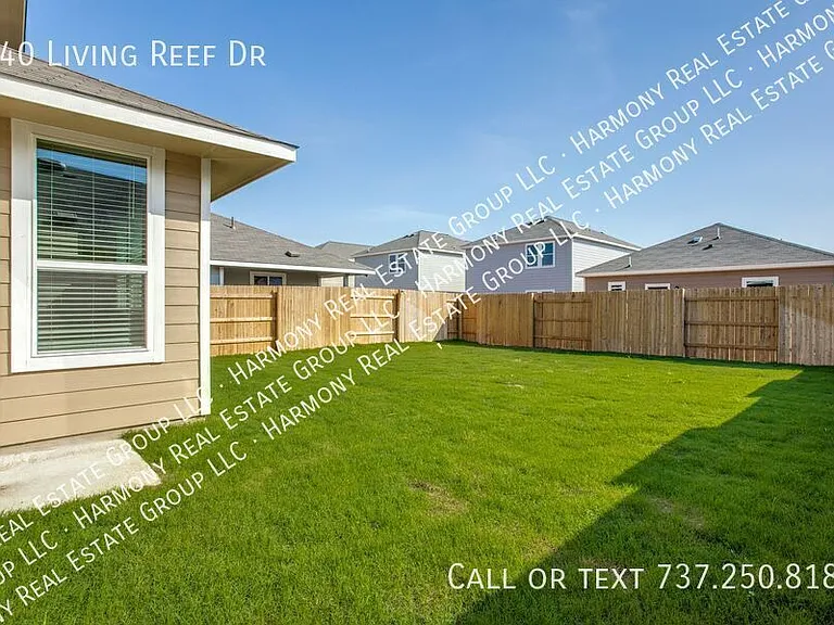 140 Living Reef Dr — Photo 24