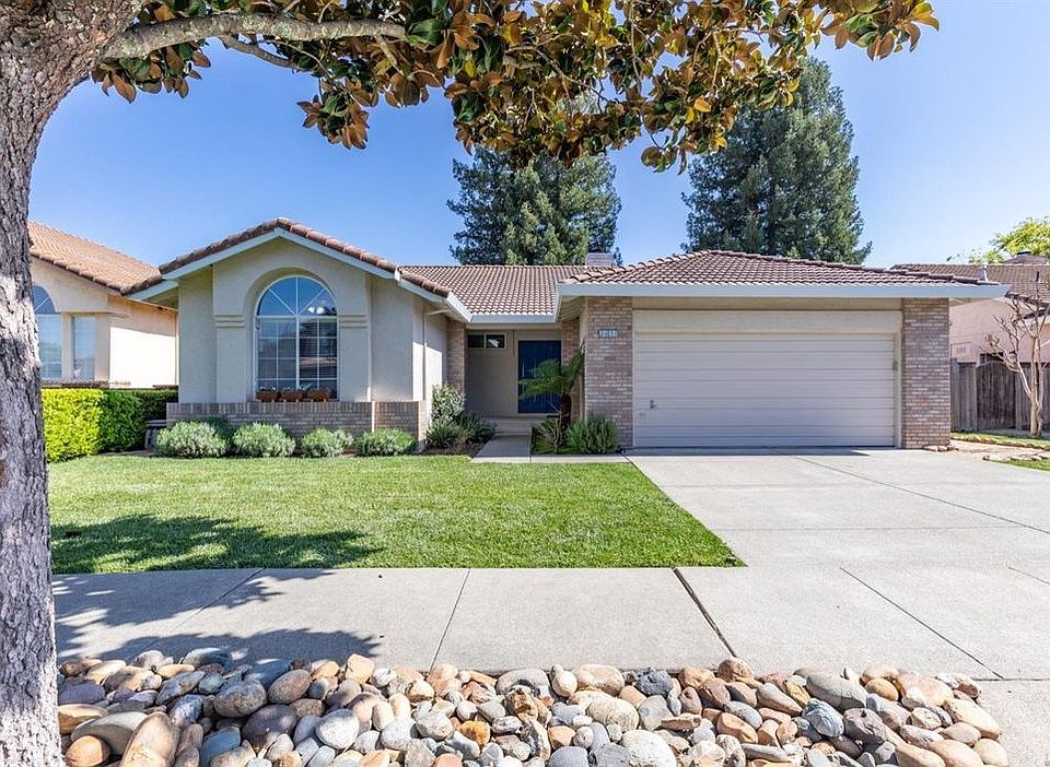 1st image of 2431 Wine Country Ave