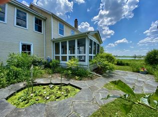 1427 Wild Iris Ln, Grayslake, IL 60030