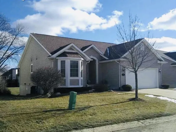 4467 Cross Creek Blvd, Burton, MI 48509