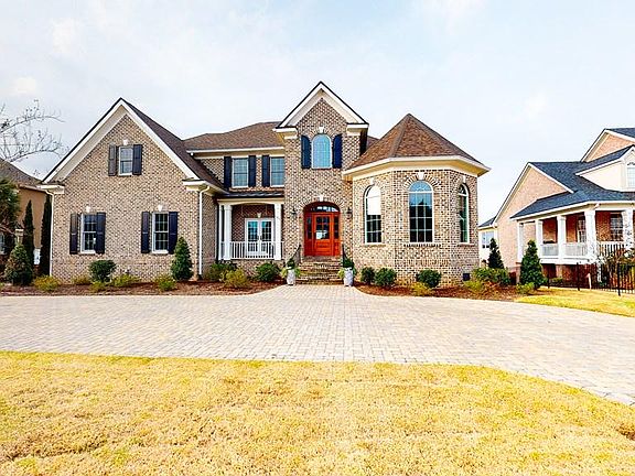 3rd image of 386 E Shoreline Dr