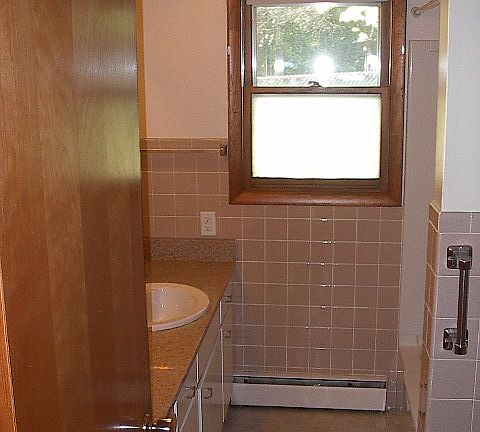 upstairs bathroom