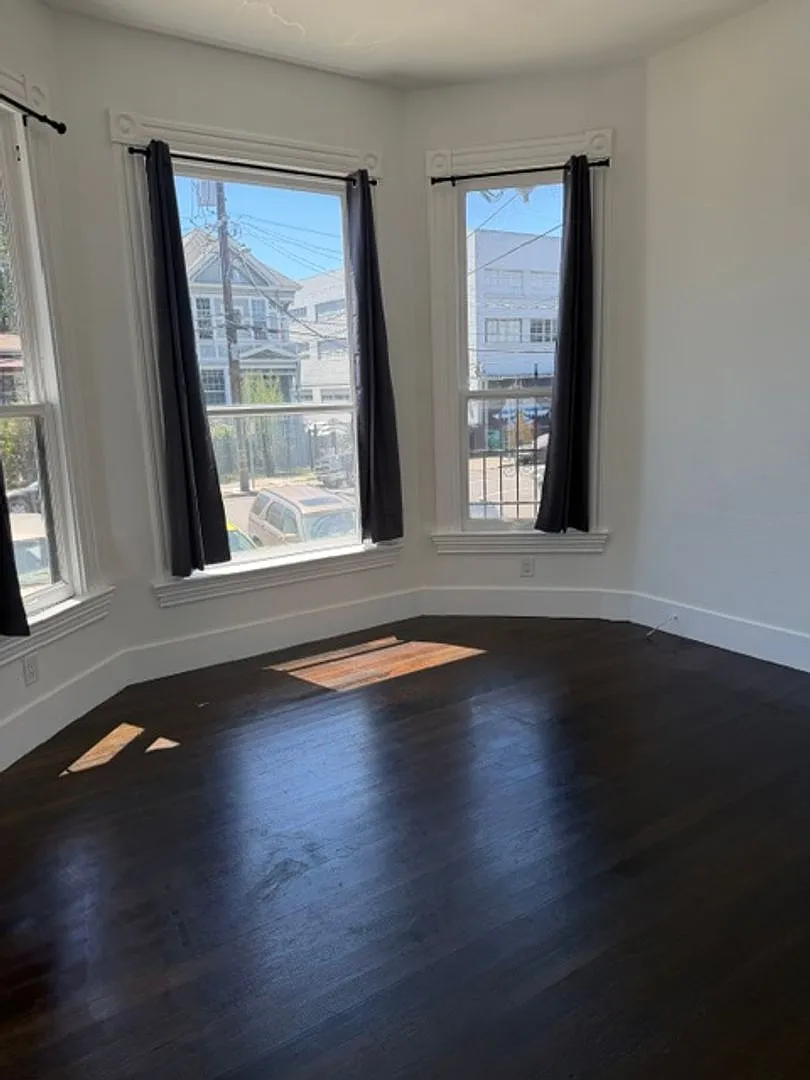 1/2 Off First Month's Rent, 3Bdrm, 2.5Bath — Photo 4