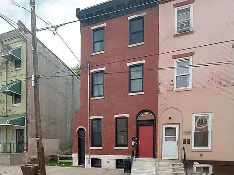 1720 N Marshall St — Photo 7