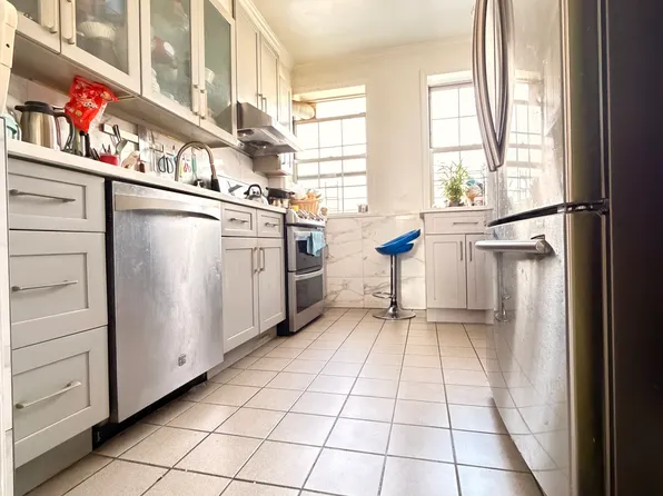 138-22 78th Avenue image 1 of 13