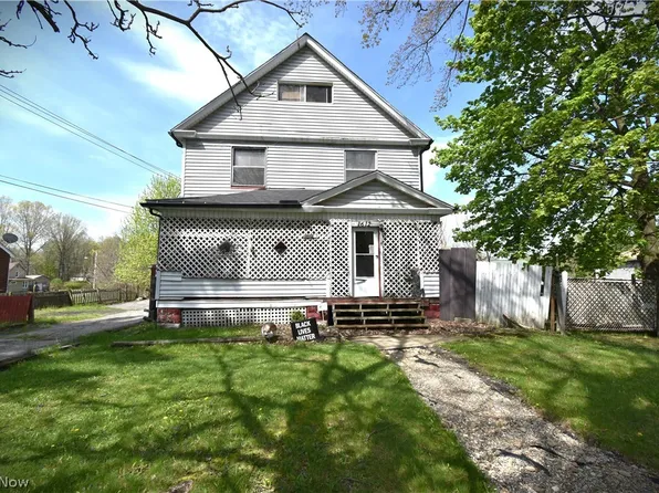 1612 Jacobs Rd, Youngstown, OH 44505