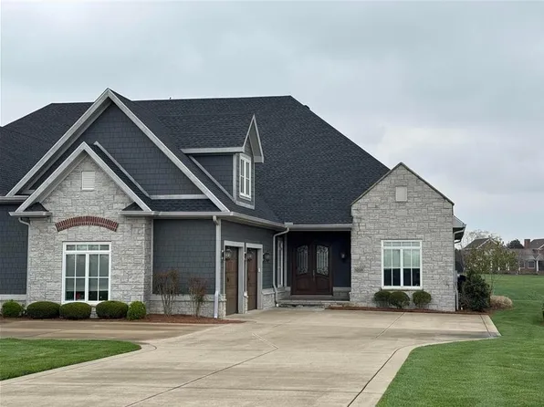 1236 Drakes Ridge Ln, Bowling Green, KY 42103