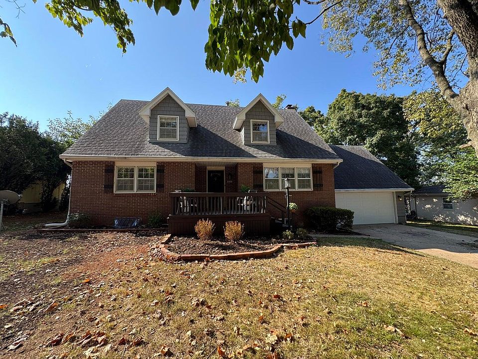 1st image of 2304 E Cardinal Street