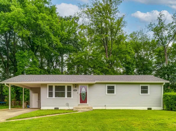 4405 Wyres St, Alexandria, VA 22309