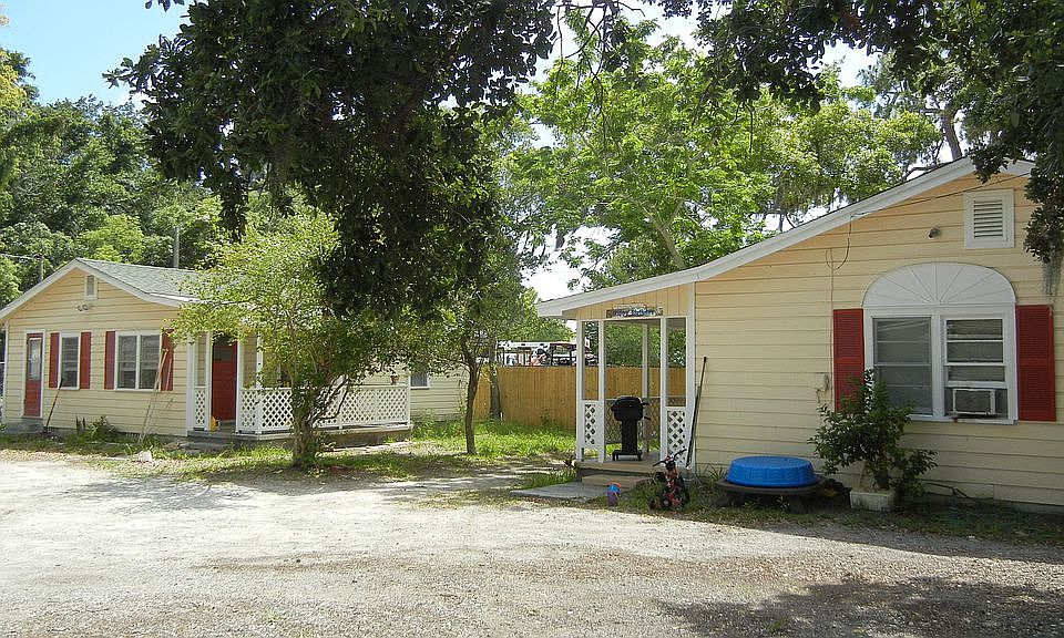 1st image of 500 Vine Ave