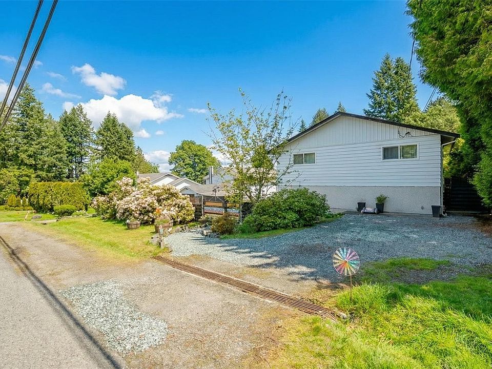 1st image of 11041 Chemainus Rd