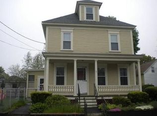34 Viola St, Lowell, MA 01851