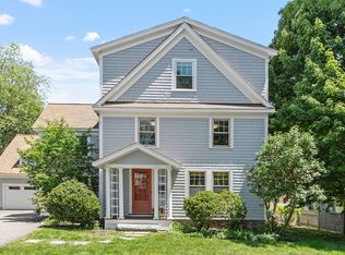 85 Pine St, Concord, MA 01742