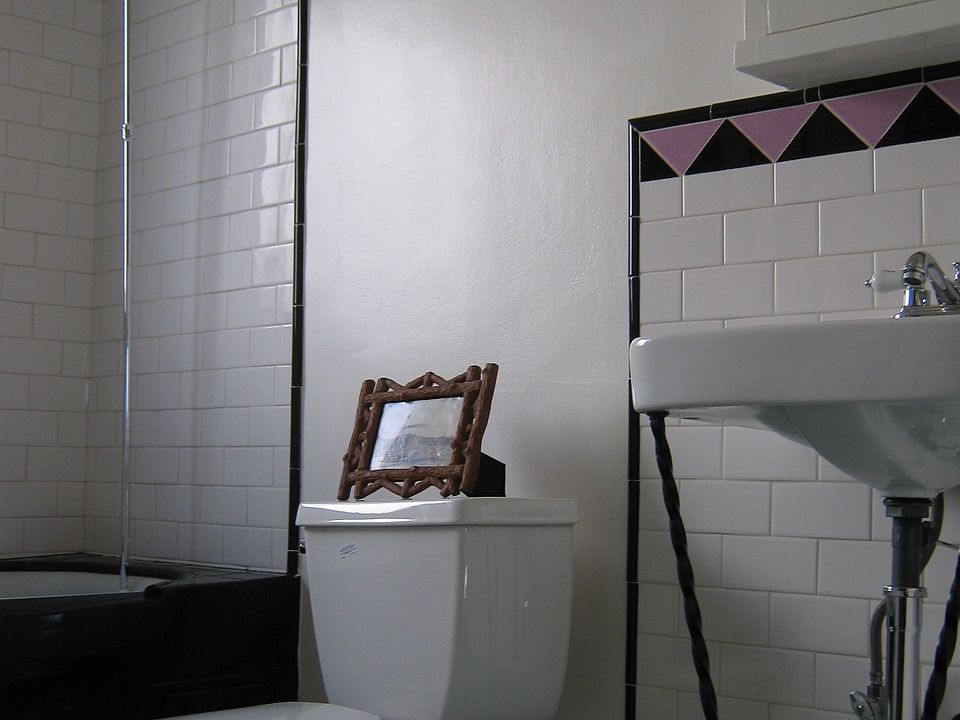 bathroom with vintage details
