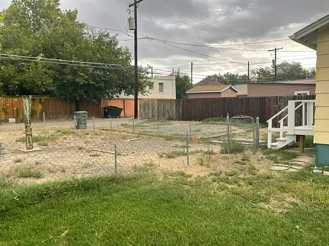 922 Colorado Ave — Photo 7