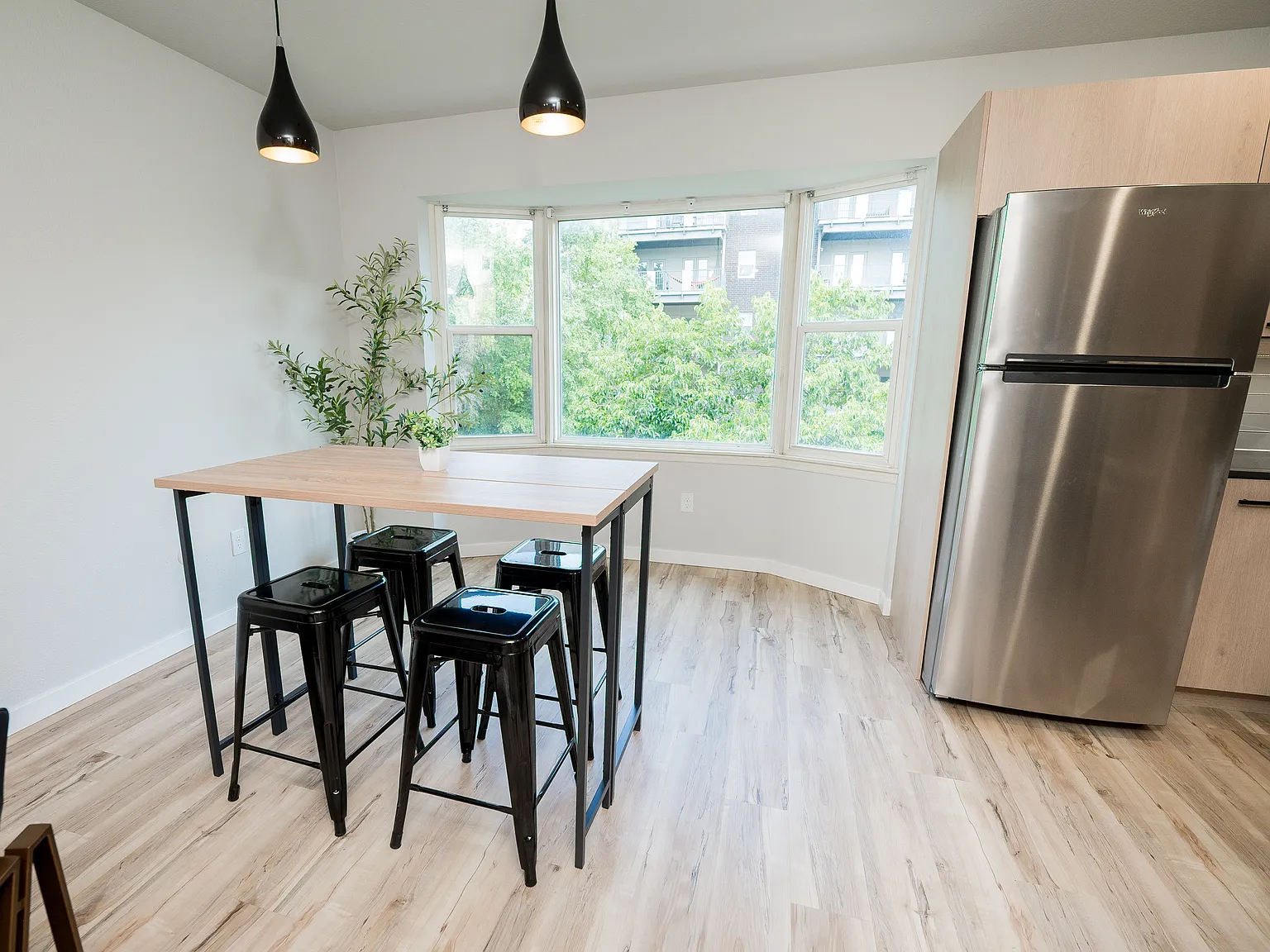 1 bed, 613 sqft, $1,450 — Photo 3