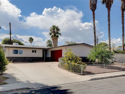 216 Colleen Dr, Las Vegas, NV, 89107