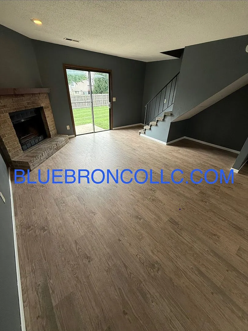 Great deal for an great property, Fresh paint and new carpet! — Photo 4