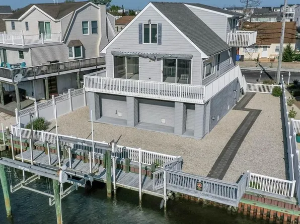 208 Morris Blvd, Manahawkin, NJ 08050