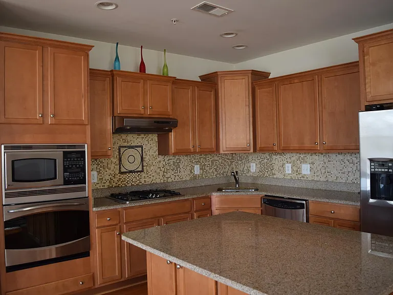 42641 Macauley Pl — Photo 35
