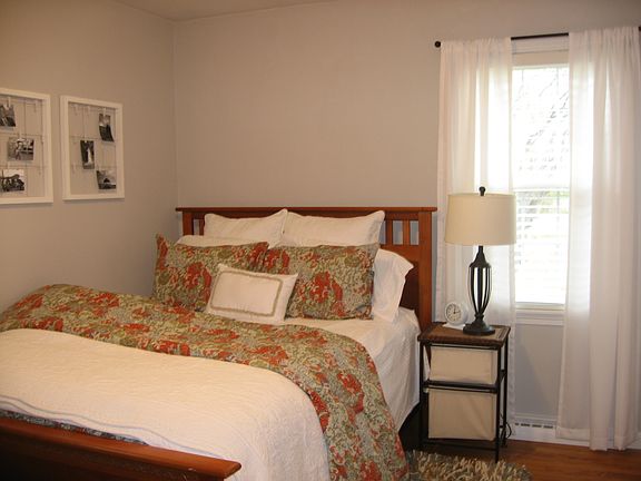 4th image of 7494 Valerie Ln