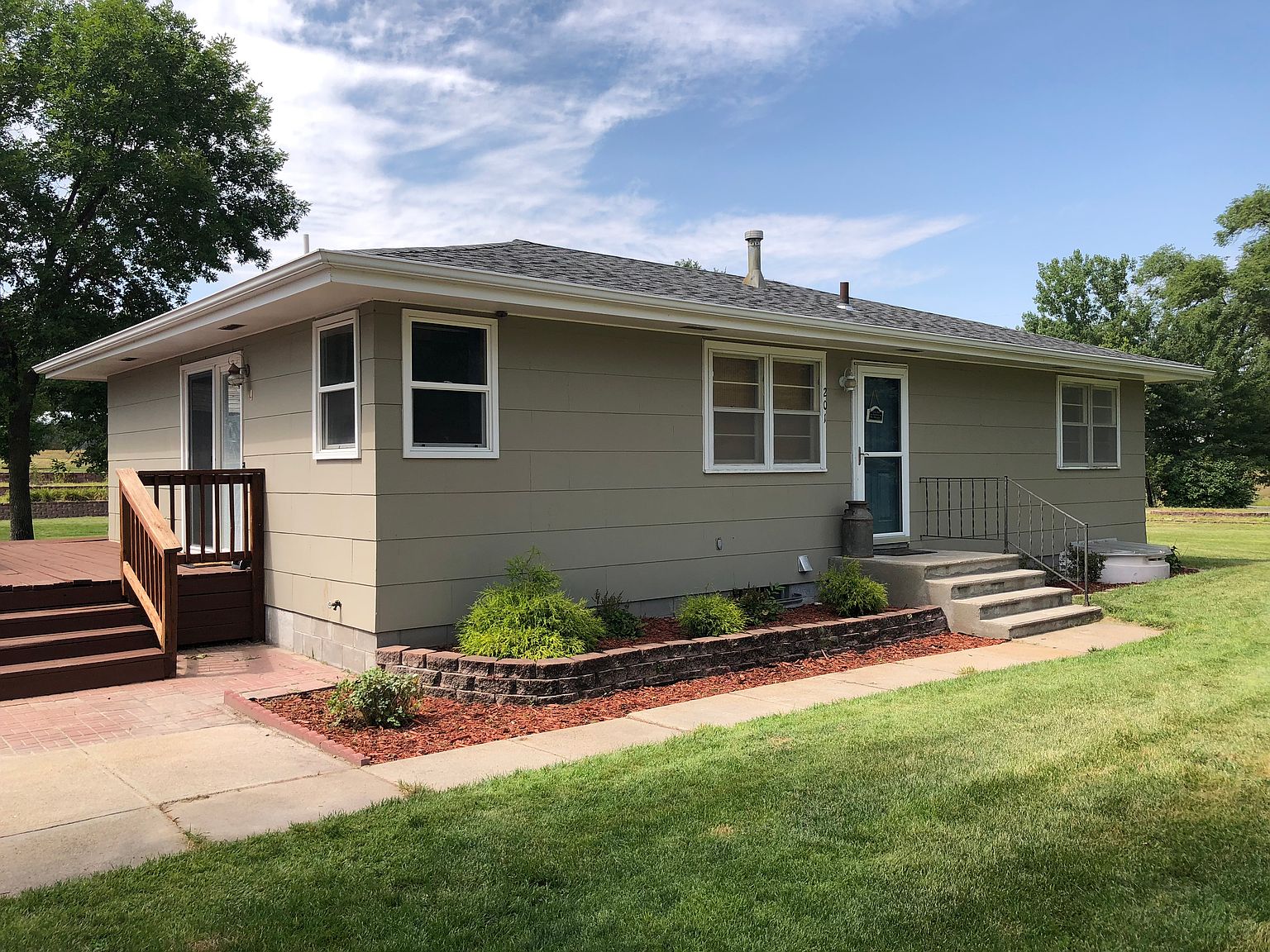 201 Oak St, Thedford, NE 69166 Zillow