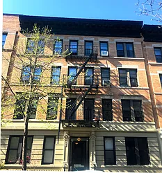 122 Sterling Place in Park Slope