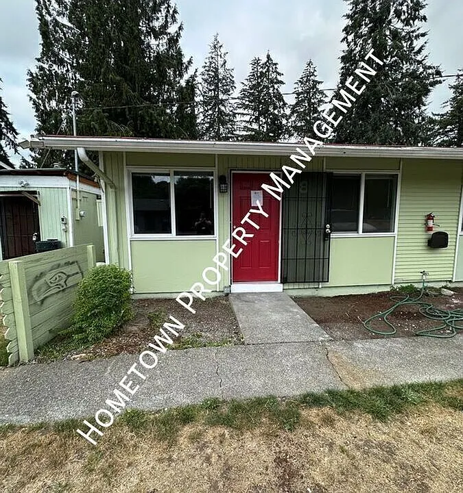 7801 Pacific Ave SE #8