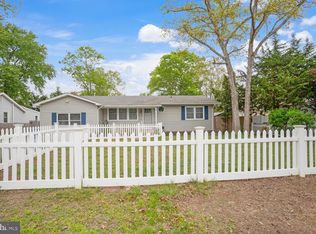 249 Mermaid Dr, Manahawkin, NJ 08050