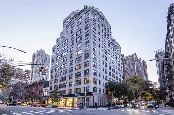 Rented by Compass | media 7