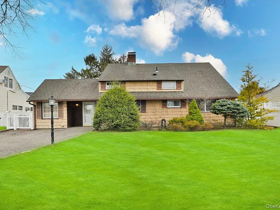43 Flagstone Ln
