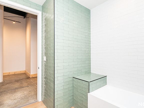 5th image of 255 18th St #166