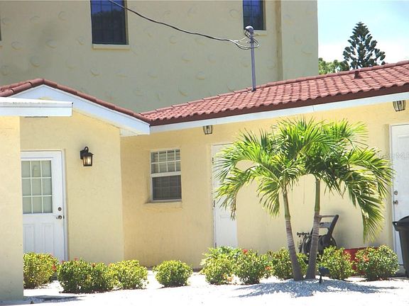 4th image of 420 Palmetto Ct #B