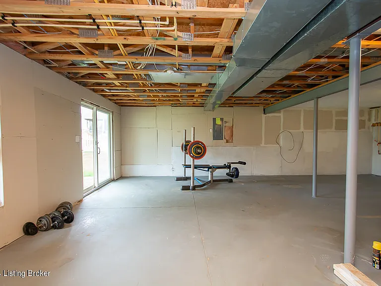 6702 Shallow Rock Dr — Photo 52