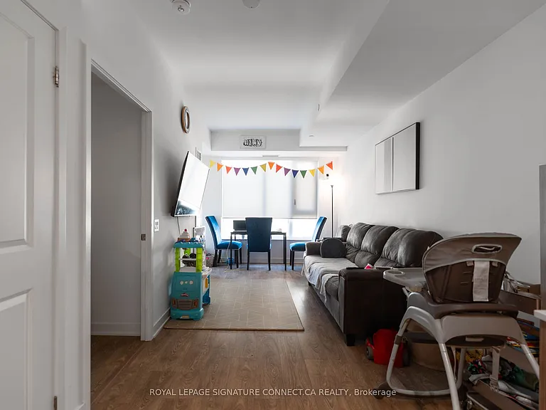 543 Richmond St W #445 — Photo 5