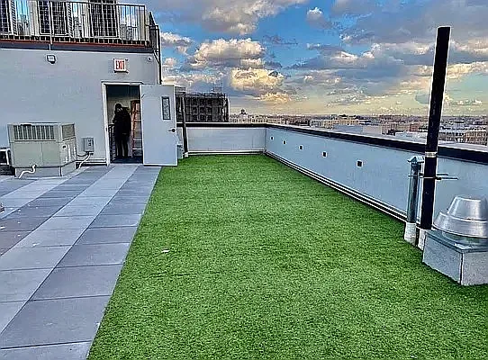 Rented by ERNY LLC | media 9