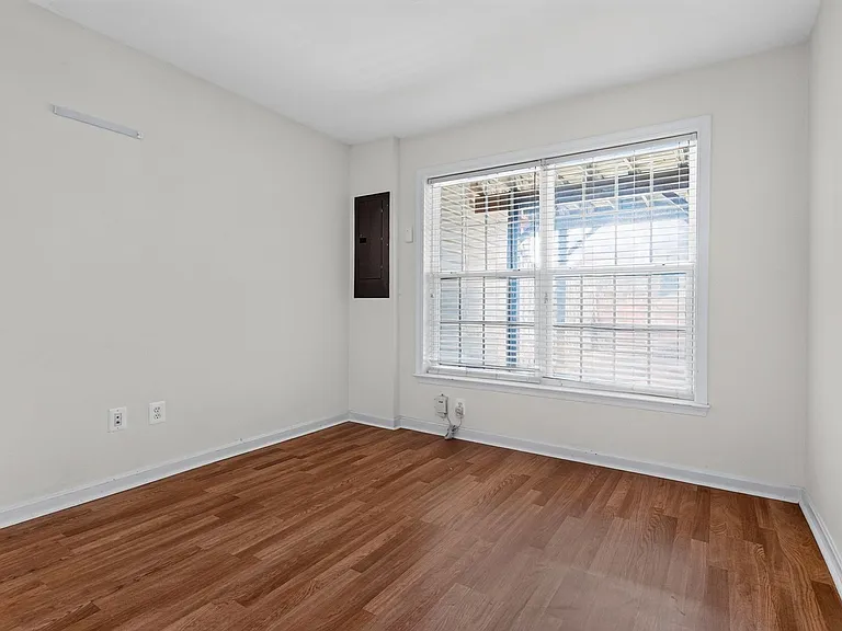 2347 Battery Hill Cir — Photo 27