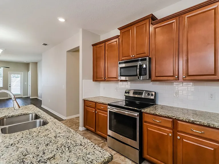11622 Lake Blvd — Photo 8