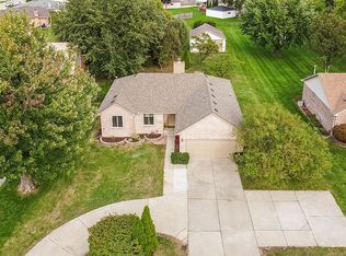 40492 Ryan Rd, Sterling Heights, MI 48310