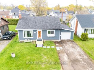 478 New St, Renfrew, ON K7V1G8