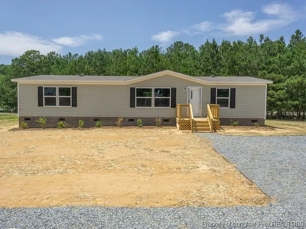 3927 McKethan St, Wade, NC 28395