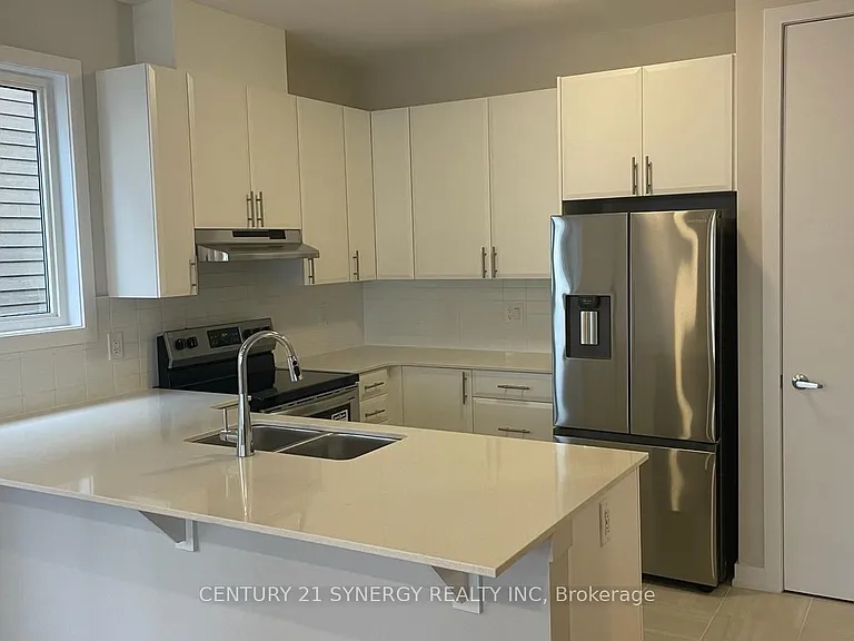 516 Oldenburg Ave S — Photo 17