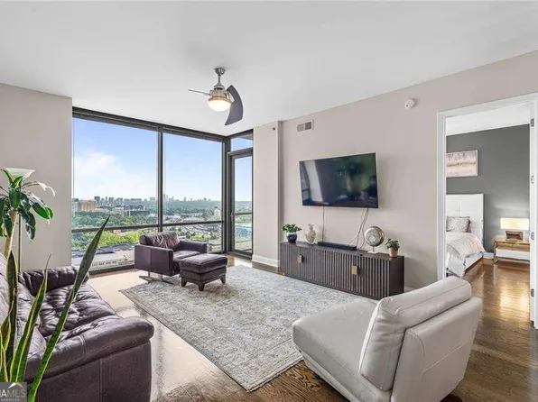 270 17th St NW Unit 2304, Atlanta, GA 30363