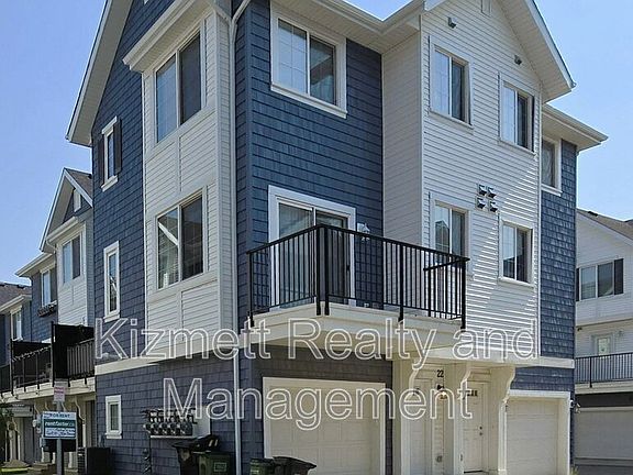 2nd image of 735 Allard Blvd SW #22